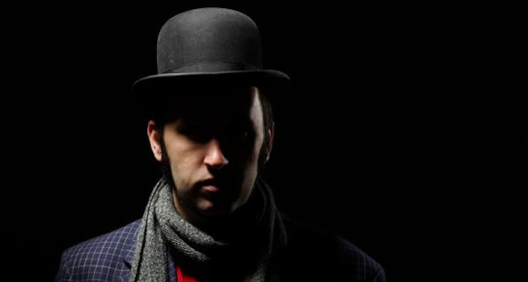 Indie Folker Releases Christmas EP